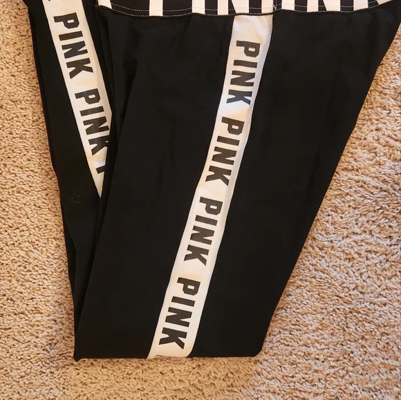 Victoria's Secret Pink Black& White Leggings Size Small - Picture 6 of 8